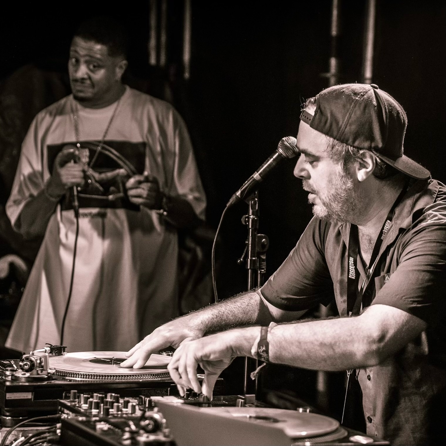 Chali 2na and Cut Chemist performing — Cut Chemist at the turntables